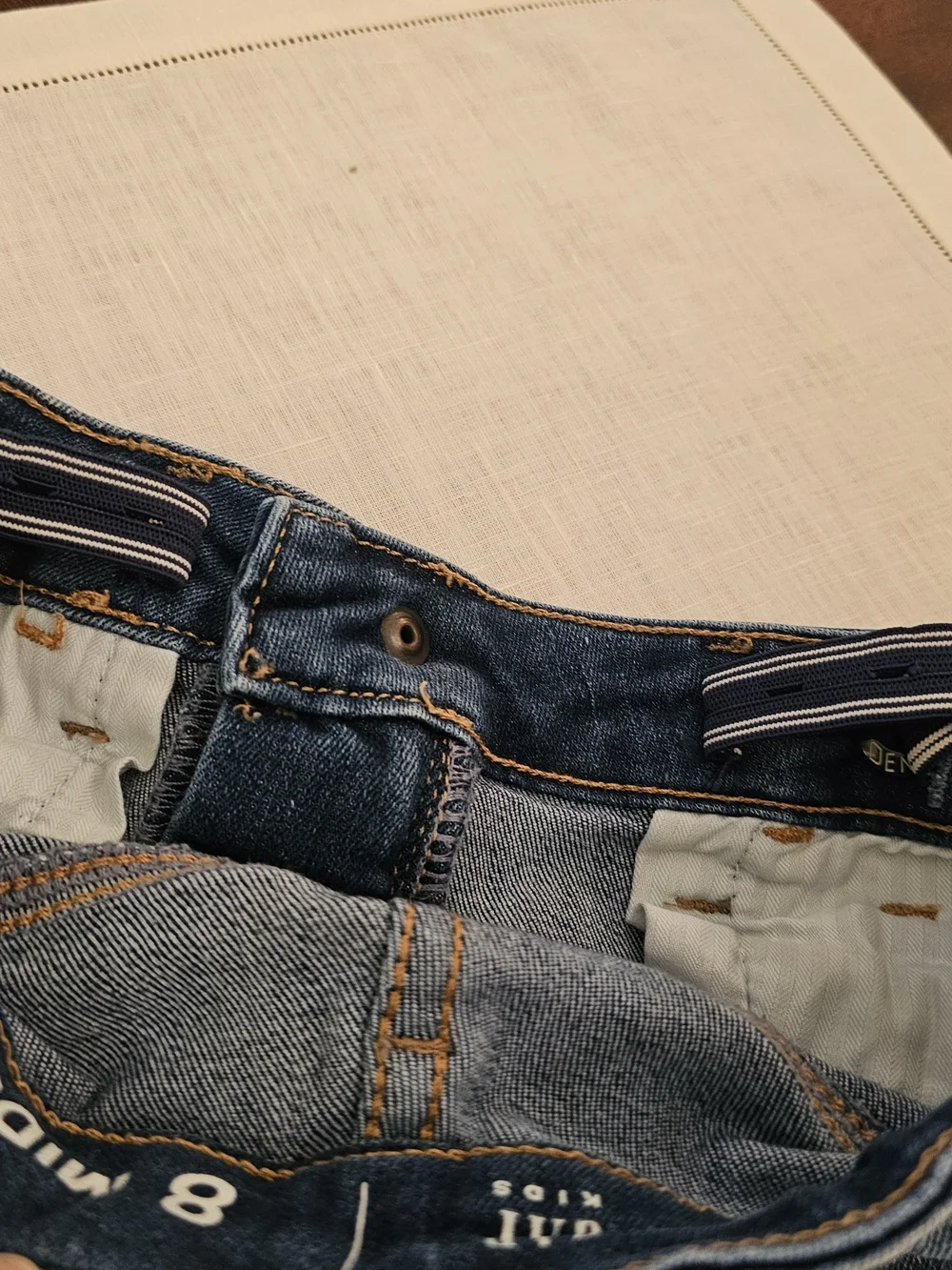 Gap Kids Girls Midi Denim Shorts Size 8 Distressed Frayed Hem
